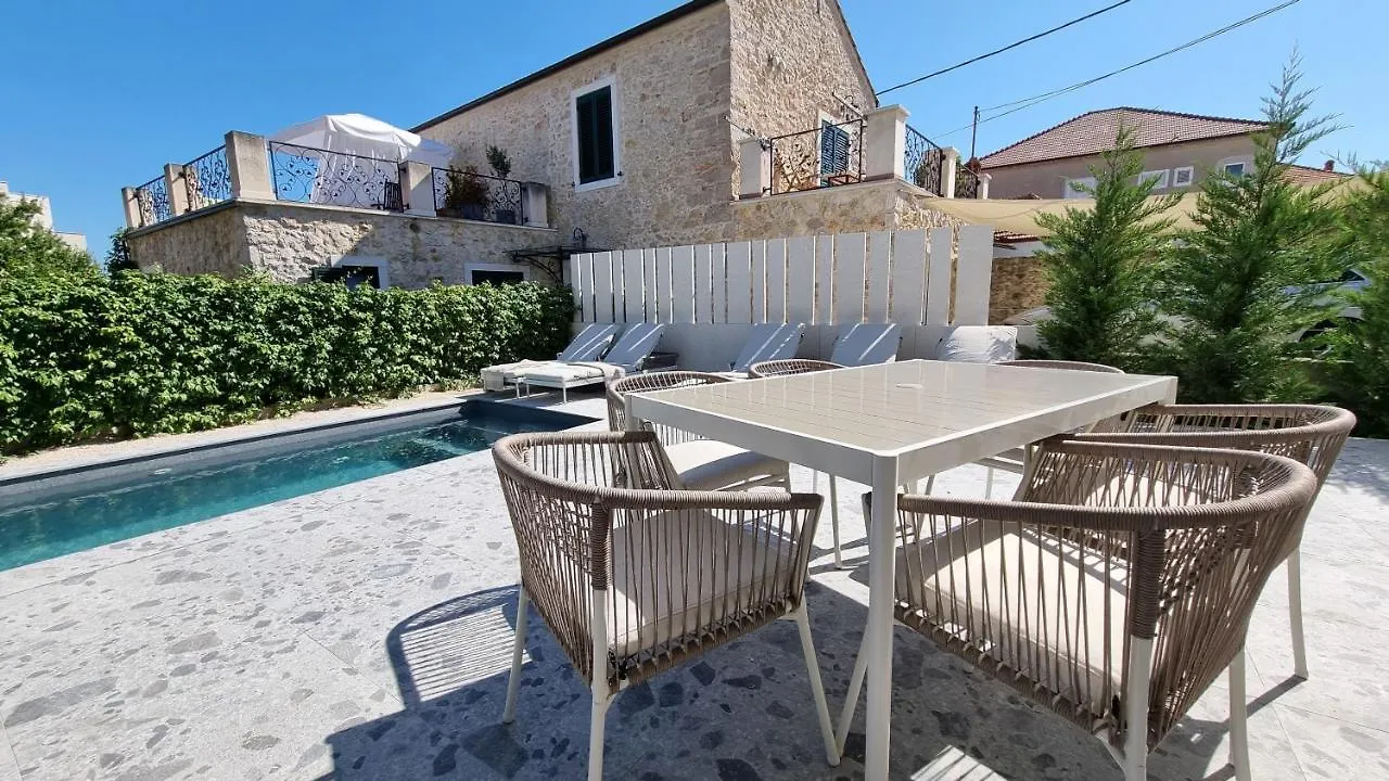 Delta House - Alfa Apartment Zadar