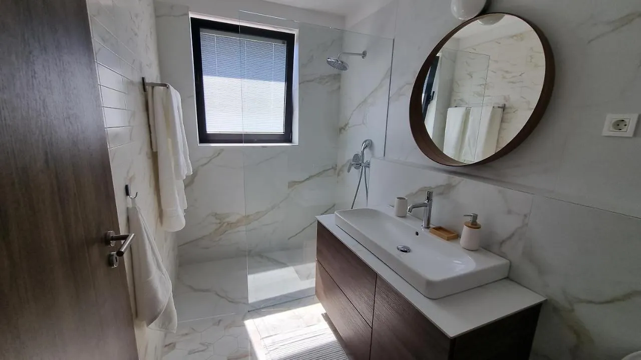 Delta House - Alfa Apartment Zadar